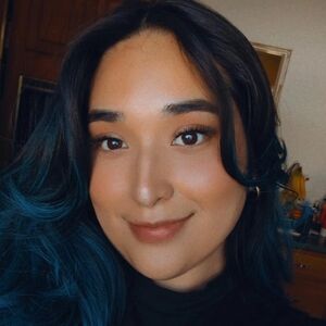 Meet your Posher, Julia